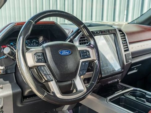 Used 2019 Ford F350 Platinum w/ Platinum Ultimate Package image 24
