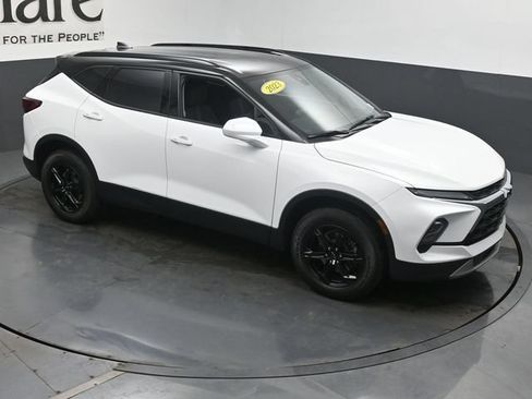 Used 2023 Chevrolet Blazer LT w/ Convenience Package FWD image 39