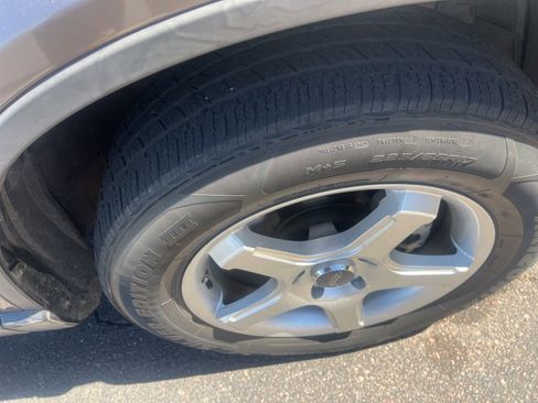 Used 2010 Honda CR-V LX image 9