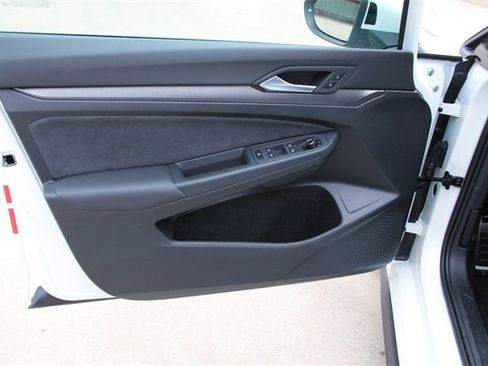 New 2026 Volkswagen GTI SE image 12