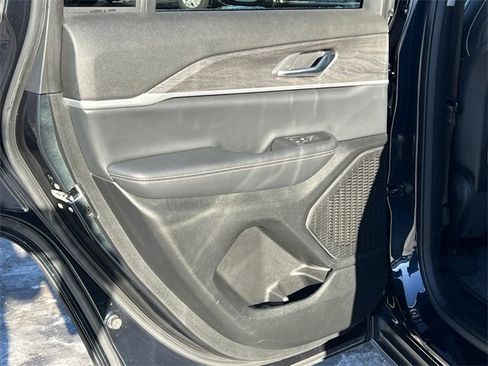 Certified 2023 Jeep Grand Cherokee Limited w/ Black Appearance Package image 41