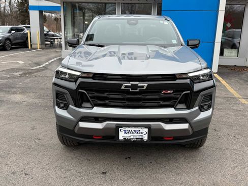 Used 2026 Chevrolet Colorado Z71 image 2