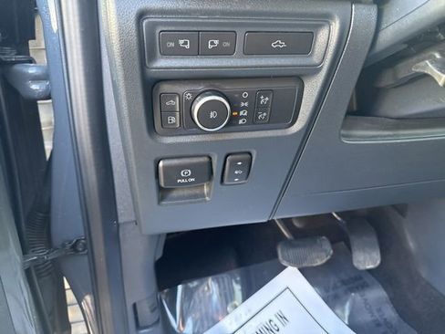 Used 2021 Ford F150 Lariat image 16