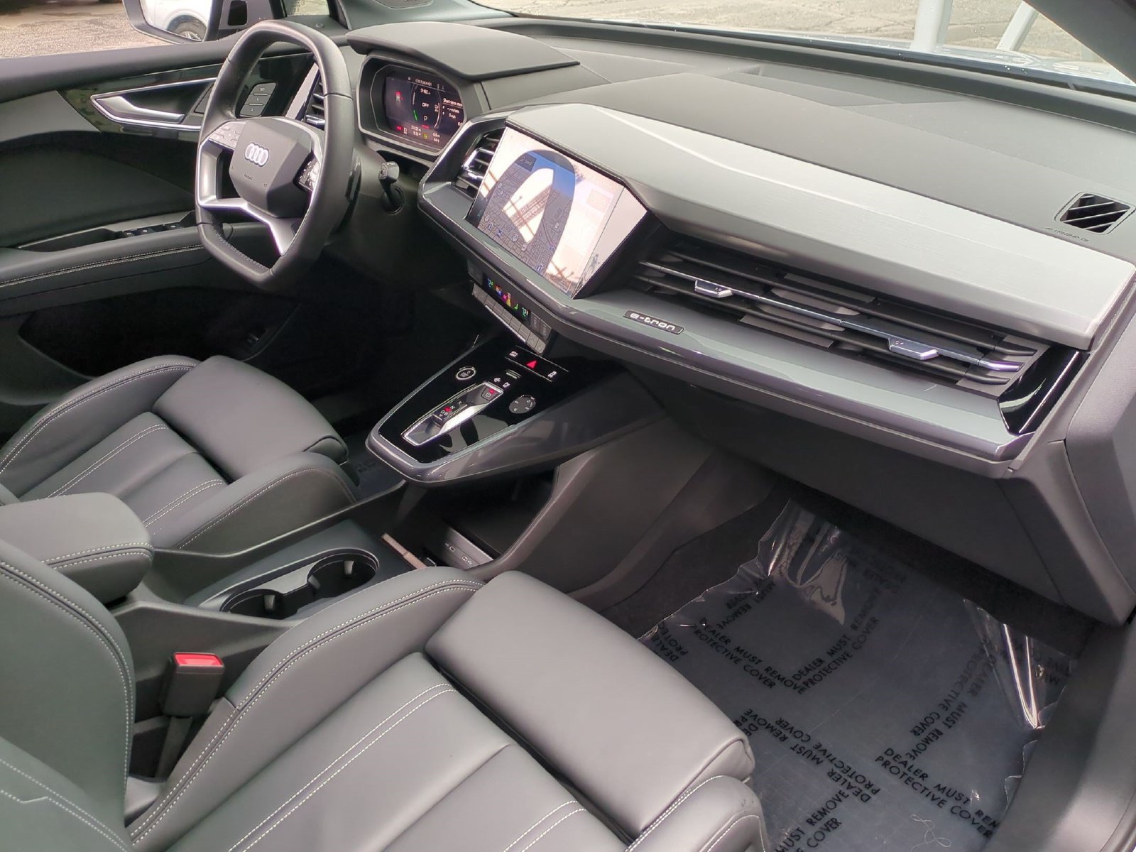 Used 2023 Audi Q4 e-tron Premium Plus w/ Premium Plus AWD/4WD image 22