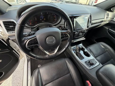 Used 2020 Jeep Grand Cherokee Limited w/ Luxury Group II AWD/4WD image 19