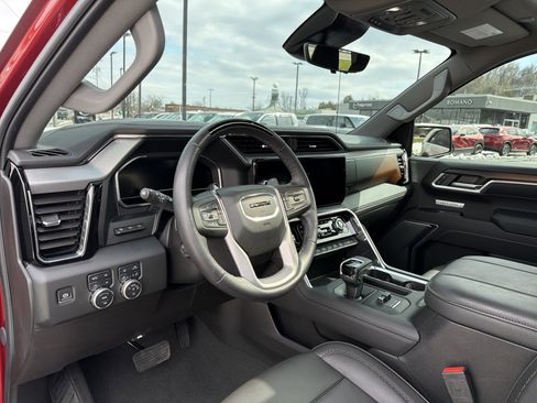 Used 2024 GMC Sierra 1500 Denali image 10