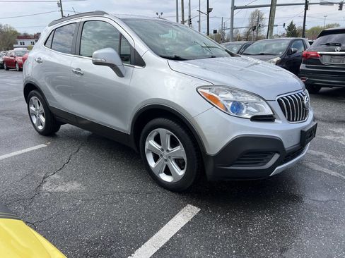 Used 2016 Buick Encore FWD image 3