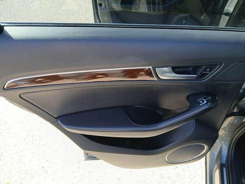 Used 2016 Audi Q5 2.0T Premium Plus w/ Technology Package image 14