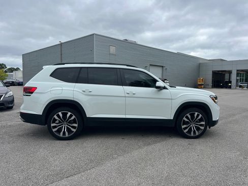 Used 2022 Volkswagen Atlas SE FWD image 4