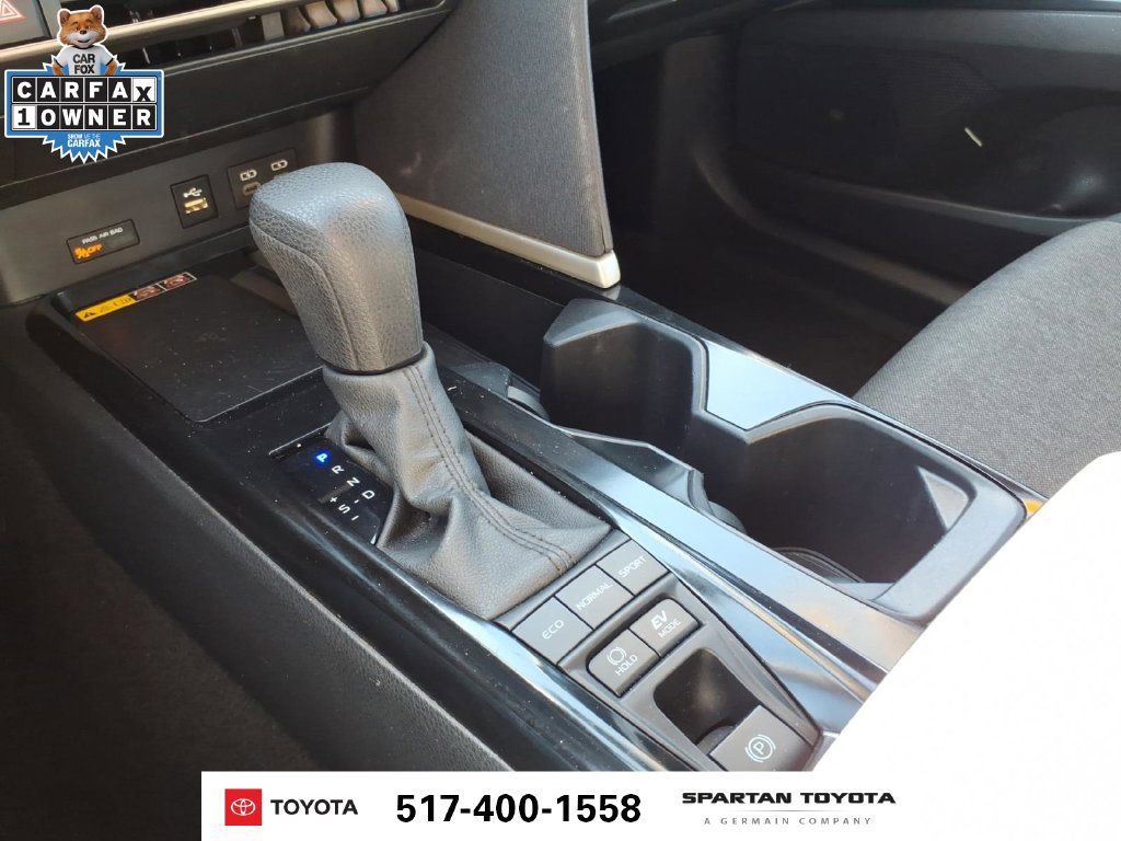 Used 2025 Toyota Camry LE FWD image 23