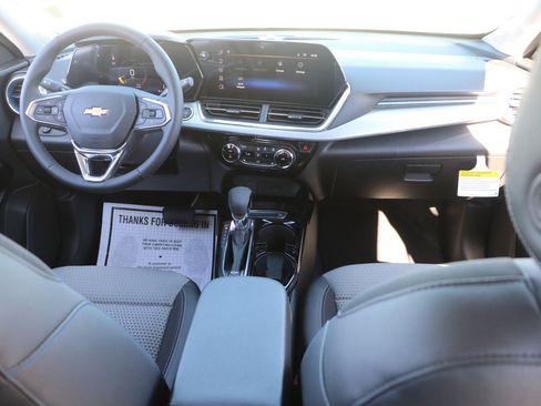 New 2026 Chevrolet Trax LT w/ Driver Confidence Package image 16