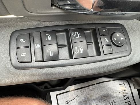 Used 2017 RAM 1500 Big Horn AWD/4WD image 19