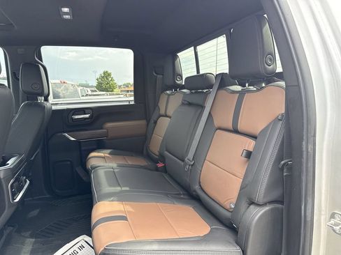 Used 2022 Chevrolet Silverado 3500 High Country w/ Z71 Off-Road Package AWD/4WD image 19