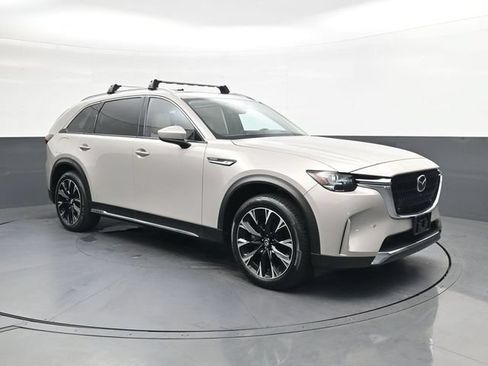 Used 2024 MAZDA CX-90 Plug-In Hybrid w/ Premium Plus AWD/4WD image 2
