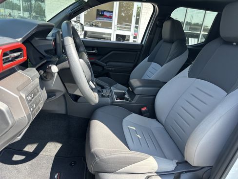 Used 2024 Toyota Tacoma TRD Sport RWD image 11