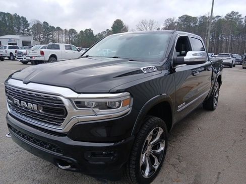 Used 2019 RAM 1500 Limited image 12