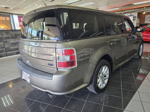 Used 2014 Ford Flex SE image 4