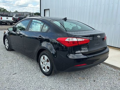 Used 2016 Kia Forte LX FWD image 3