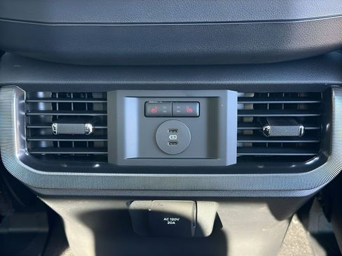 New 2026 Ford F150 Platinum w/ Equipment Group 702A High AWD/4WD image 36