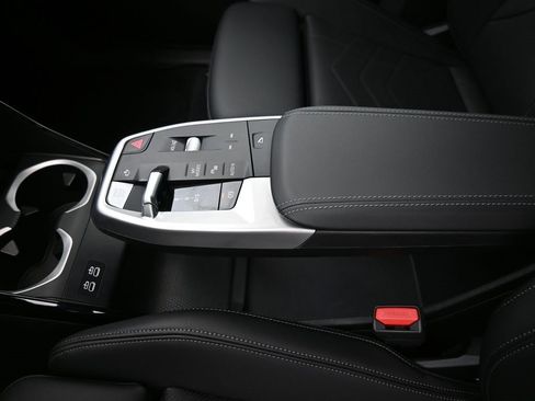 Used 2025 BMW X1 xDrive28i w/ M Sport Package image 20