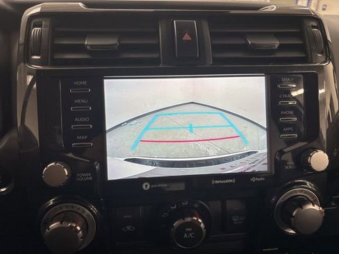 Used 2022 Toyota 4Runner TRD Off-Road image 38