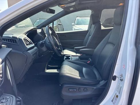 Used 2025 Honda Odyssey Sport-L image 6