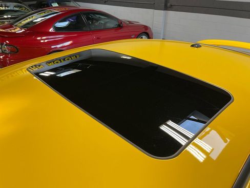 Used 2007 Dodge Charger SRT8 w/ SRT Option Group III image 23