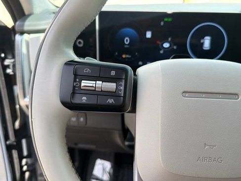 Used 2024 Hyundai Santa Fe Calligraphy AWD/4WD image 31