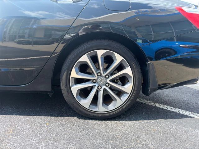 Used 2014 Honda Accord Sport image 10