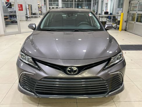Used 2023 Toyota Camry LE w/ Convenience Package image 2