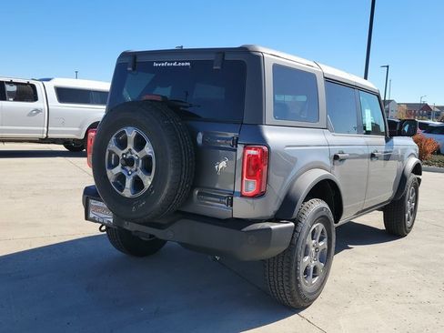 New 2025 Ford Bronco Big Bend image 3