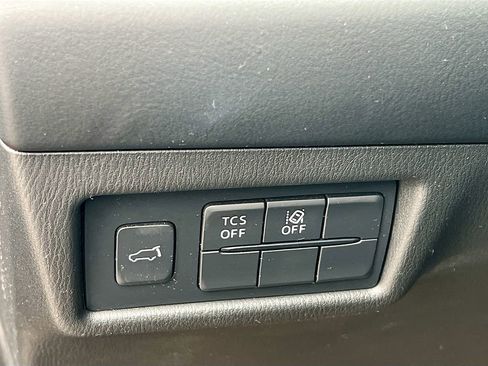 Used 2020 MAZDA CX-5 Touring image 10