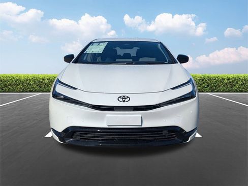New 2026 Toyota Prius Plug-In Hybrid FWD image 84