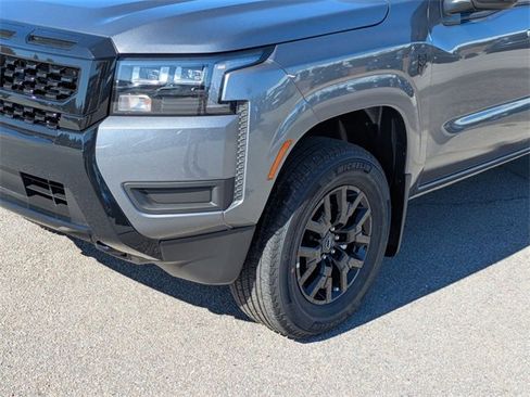 New 2026 Nissan Frontier SV image 9