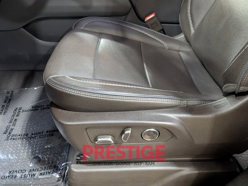 Used 2024 GMC Yukon Denali image 29