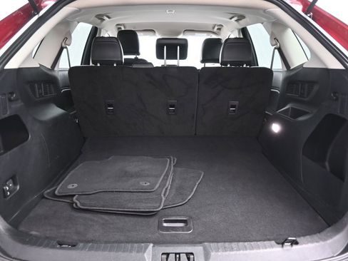 Used 2023 Ford Edge SEL image 13