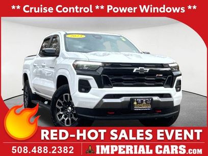 Used 2023 Chevrolet Colorado Z71 w/ Z71 Convenience Package 2