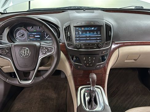 Used 2017 Buick Regal Premium w/ Driver Confidence Package #1 image 9