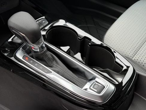 New 2026 Chevrolet Trax LT image 18