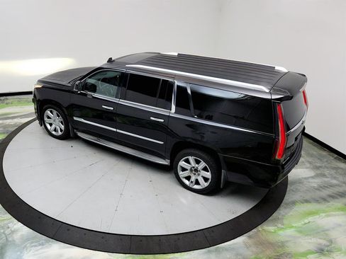 Used 2015 Cadillac Escalade ESV Luxury RWD image 37