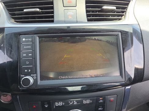 Used 2019 Nissan Sentra SR FWD image 18