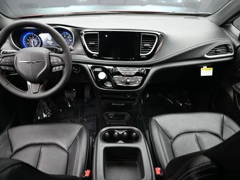 New 2026 Chrysler Pacifica Select w/ S Appearance Package FWD image 19