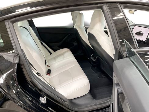 Certified 2023 Tesla Model 3 Performance AWD/4WD image 11