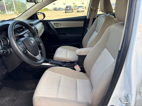 Used 2016 Toyota Corolla LE w/ Body Protection Package #1 FWD image 10