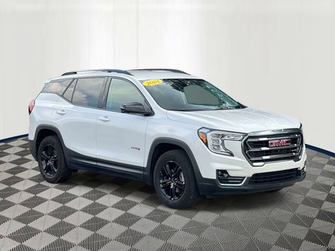 Used 2024 GMC Terrain AT4 w/ Tech Package AWD/4WD image 6