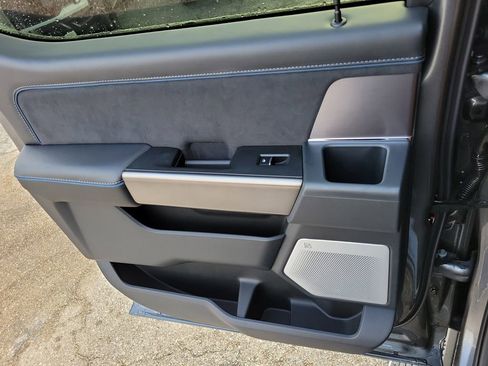 New 2026 Ford F250 Platinum AWD/4WD image 13