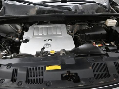 Used 2012 Toyota Highlander 4WD w/ Tech Pkg image 13