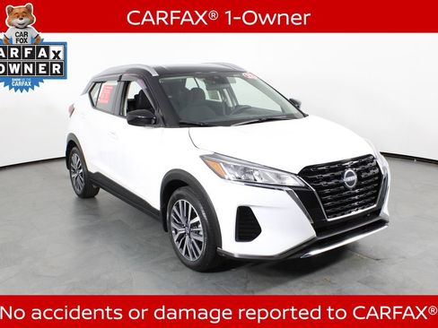 Certified 2022 Nissan Kicks SV image 5