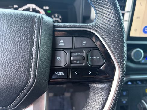 Used 2022 Toyota Tundra Platinum AWD/4WD image 15