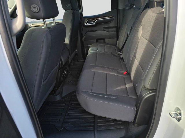Used 2022 GMC Sierra 1500 SLE w/ X31 Off-Road Package AWD/4WD image 19